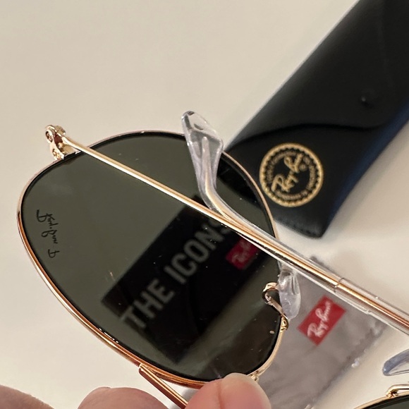 Ray-Ban Gold Frame Sunglasses with Dark Green Lenses. New ! main image 6